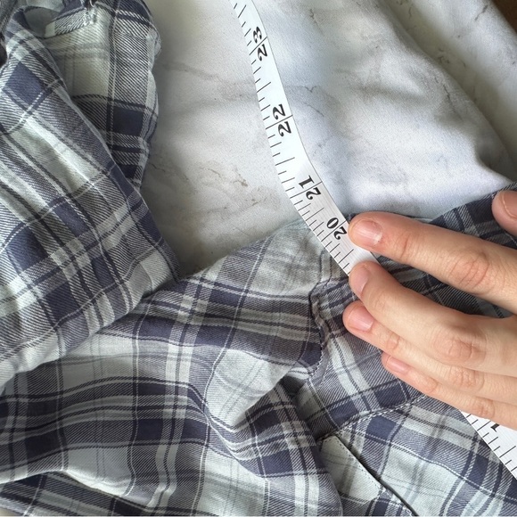 Thyme Maternity Wear  Women’s Button Up Longsleeve Size Medium - Picture 7 of 8